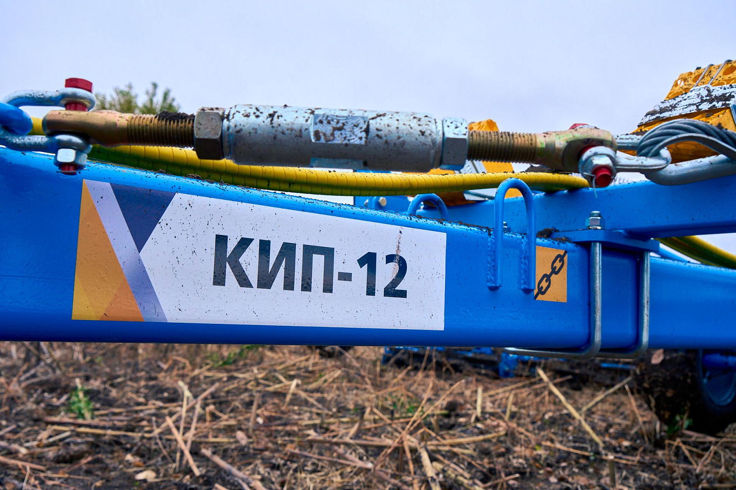 Каток-измельчитель прицепной Алмаз КИП-12